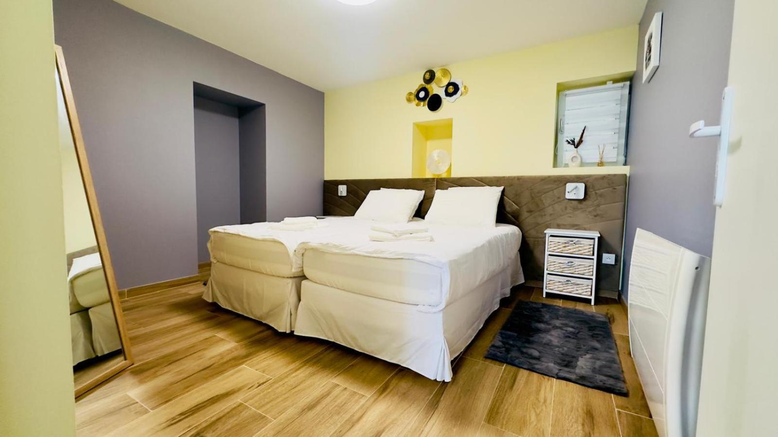 Appartement Cosy A Réminiac エクステリア 写真